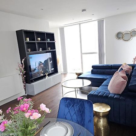 2 Bed Luxurious Apartments Canary Wharf Londýn Exteriér fotografie